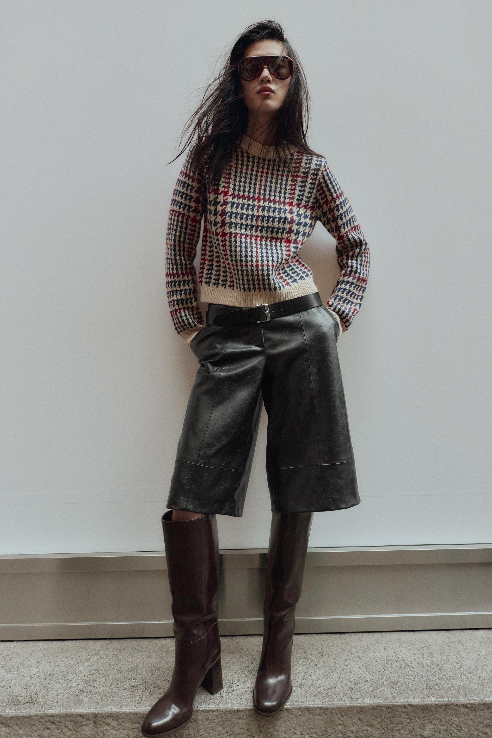 PULL EN LAINE À PIED-DE-POULE